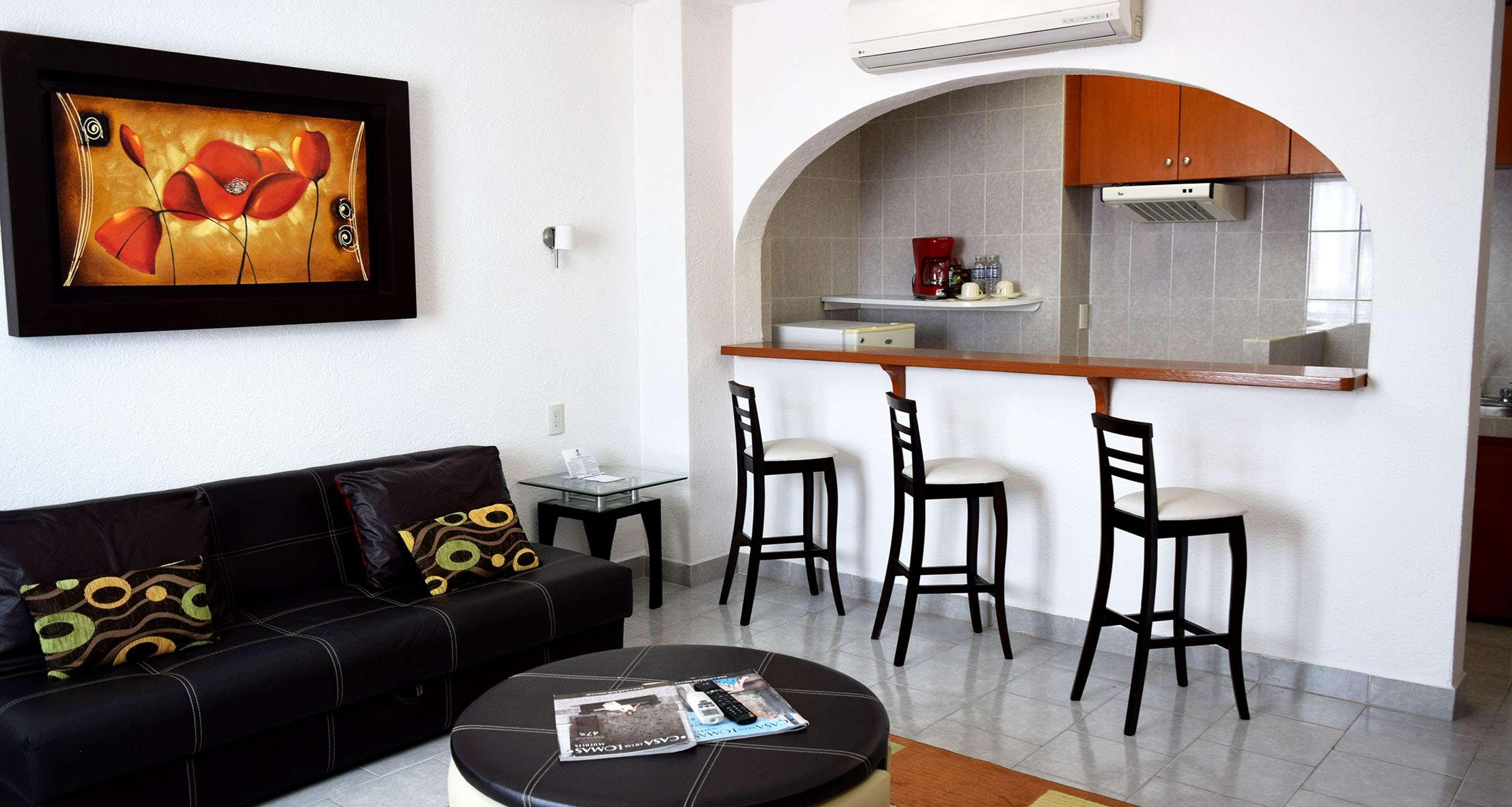Khách sạn Western 4*